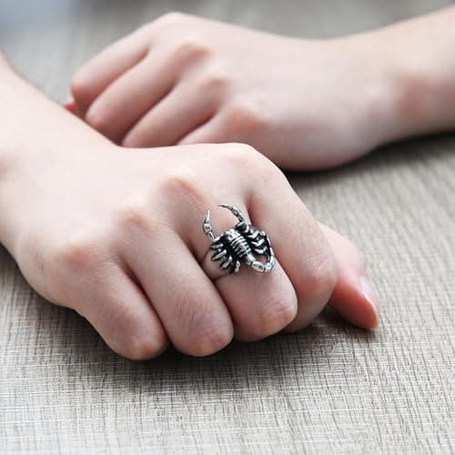 HZMAN Gothic Stainless Steel Scorpion Ring for Men Halloween Jewelry