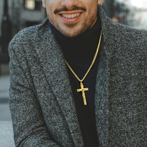 14K Gold Cross Necklace for Men - Versatile and Timeless