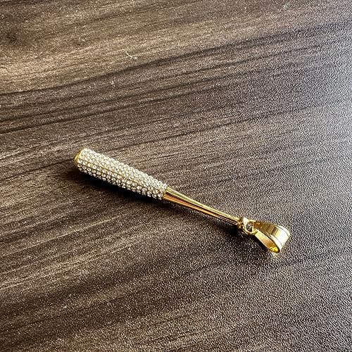 Heavstjer Hip Hop 18K Gold Iced Out Baseball Bat Pendant Necklace